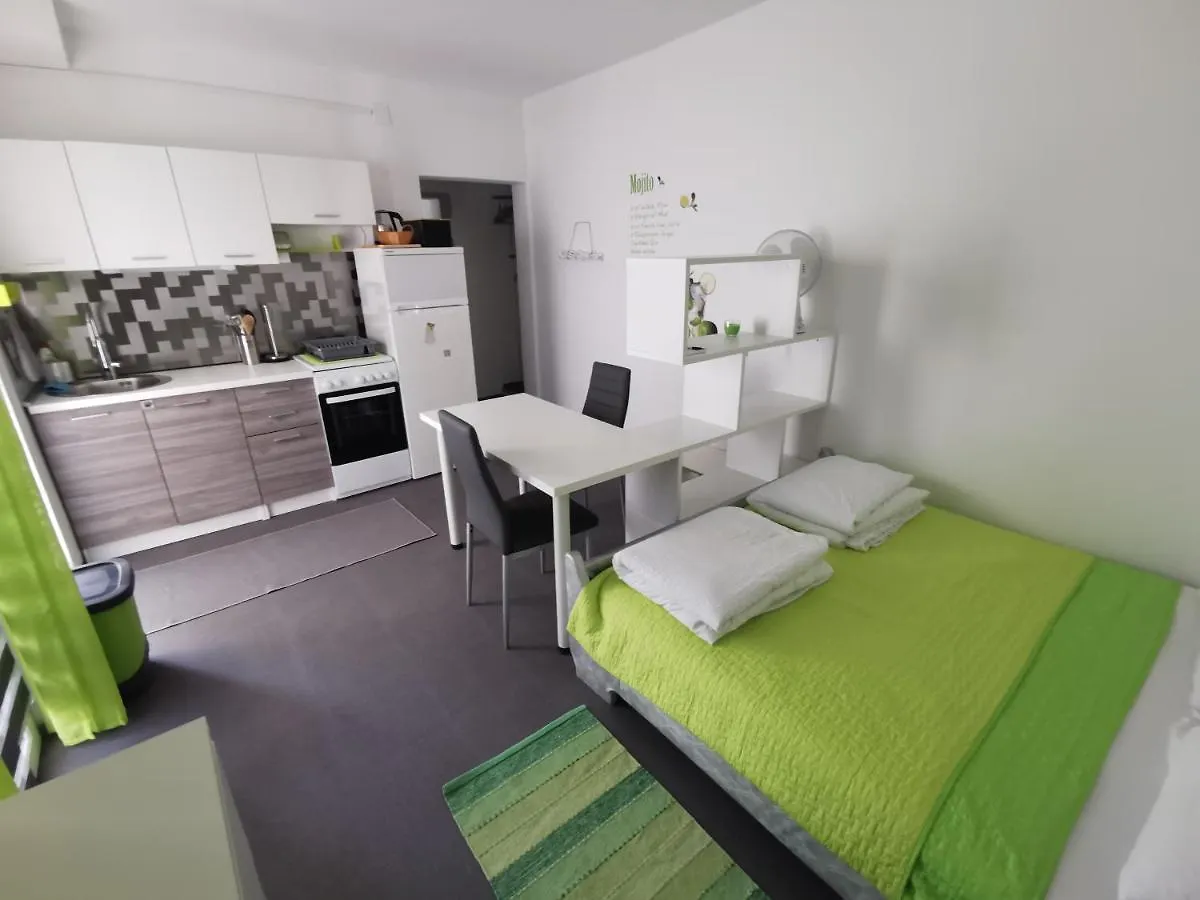 Laura'S Dream Appartments Pag Town Croatia